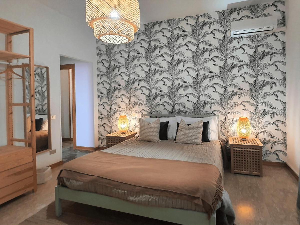 Villa Rosa - Sperlonga Vertice Rooms エクステリア 写真