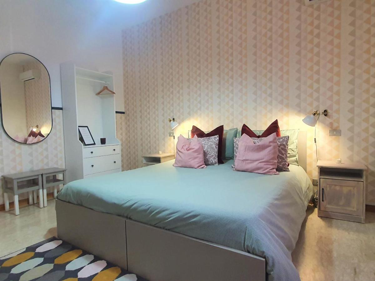 Villa Rosa - Sperlonga Vertice Rooms エクステリア 写真